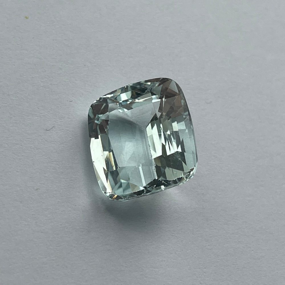 28.5ct Aquamarine