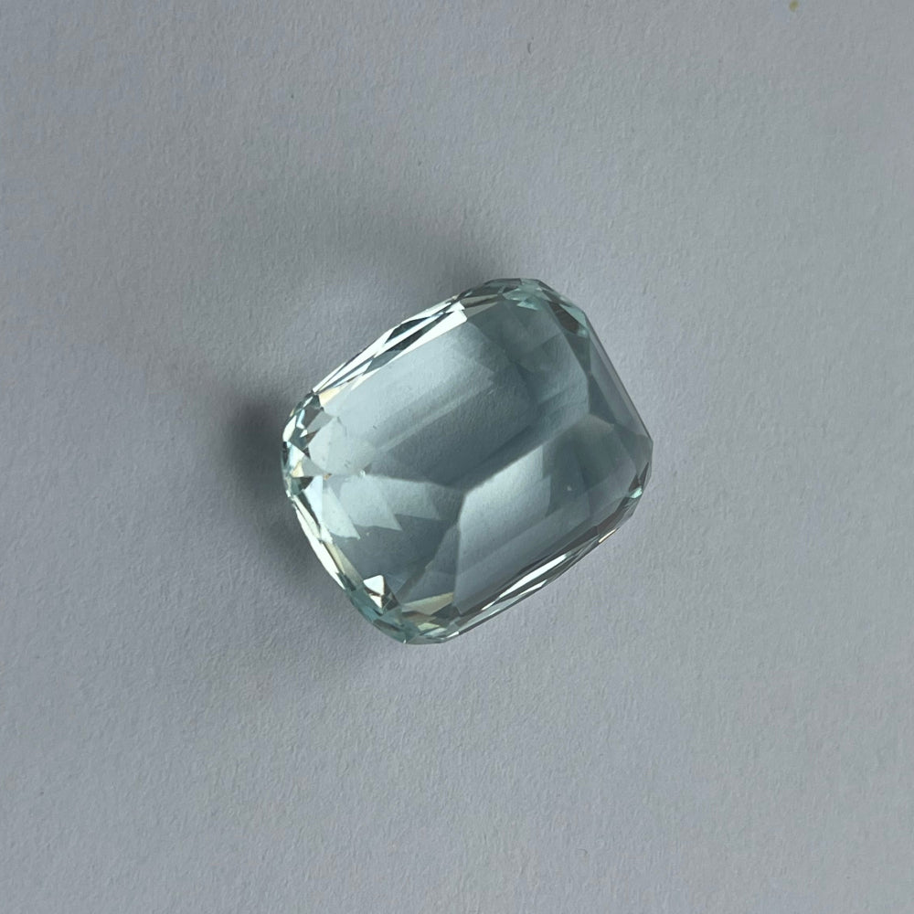 30.6ct Aquamarine