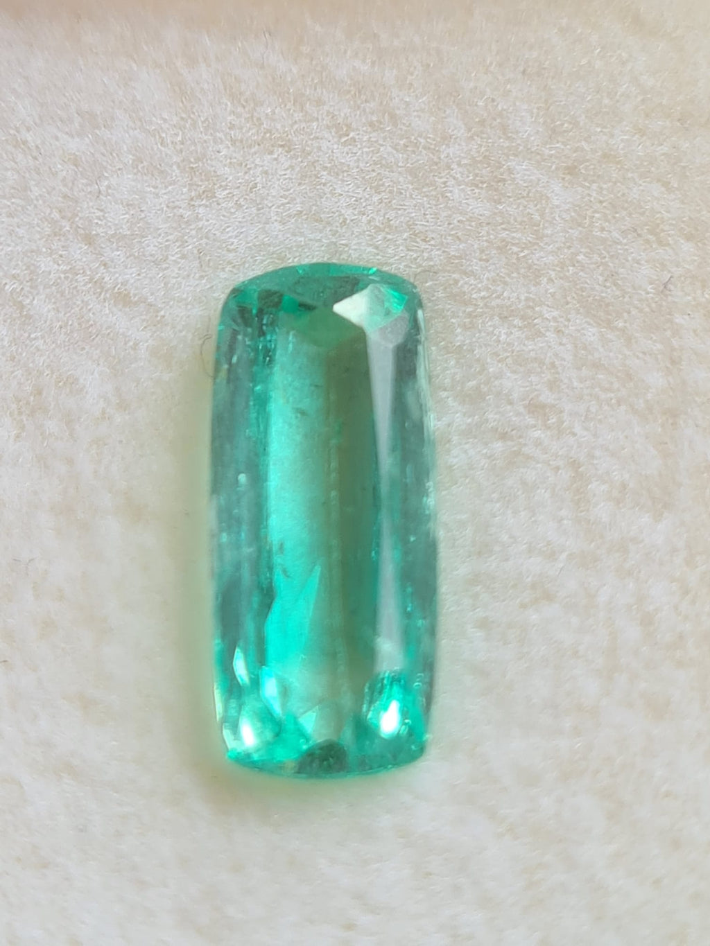 Exceptional 4.25ct Panjshir Emerald