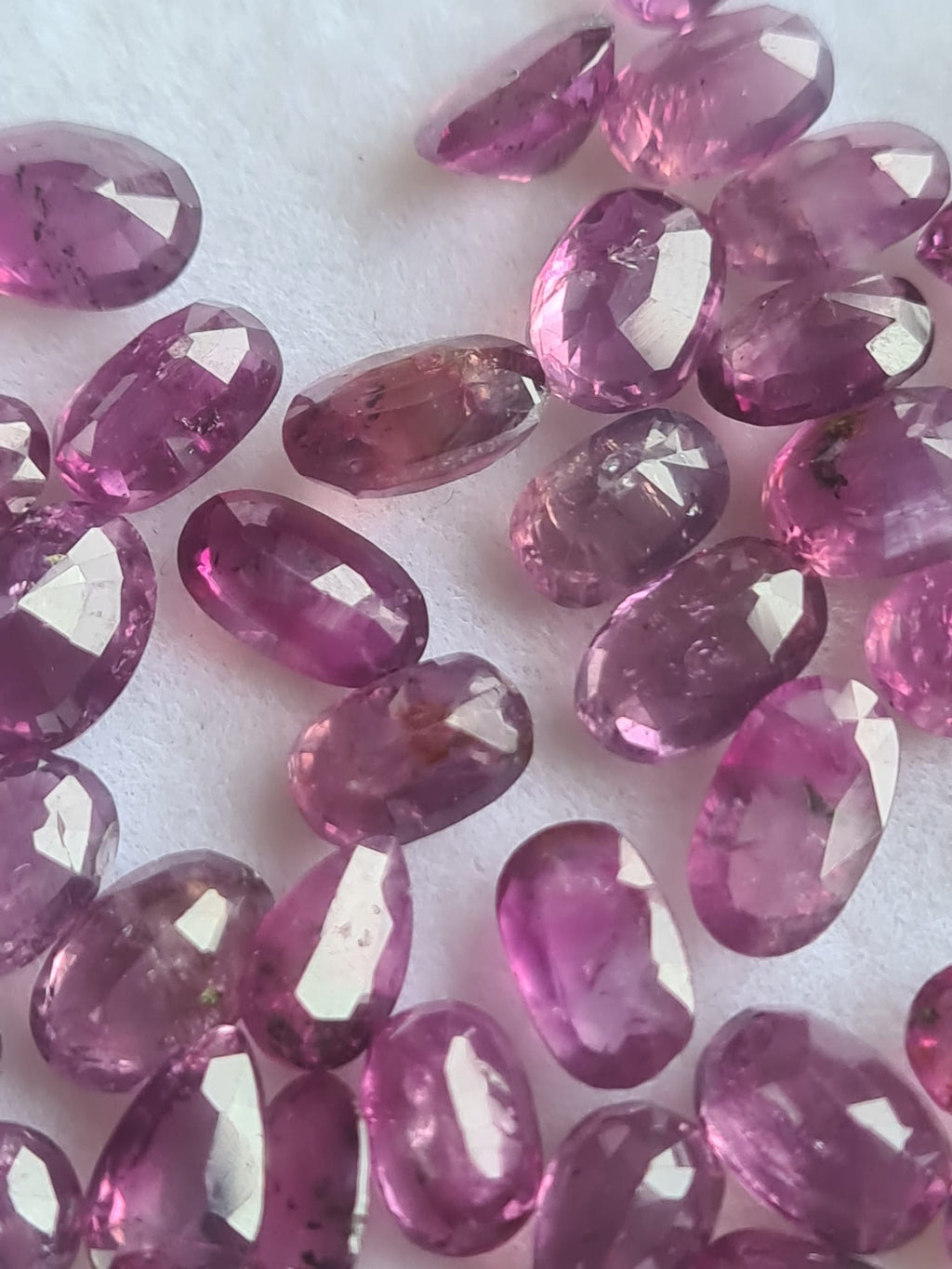 330 ct Batch of fancy Sapphires